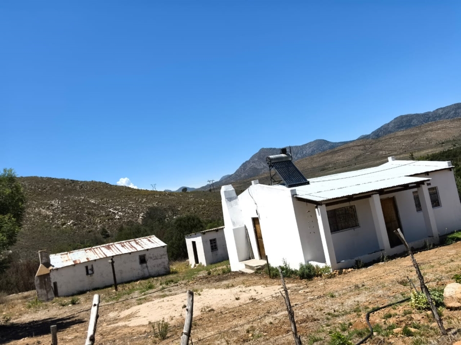 5 Bedroom Property for Sale in Uniondale Western Cape